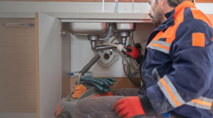 Professional slab leak plumber services in Koosharem, UT